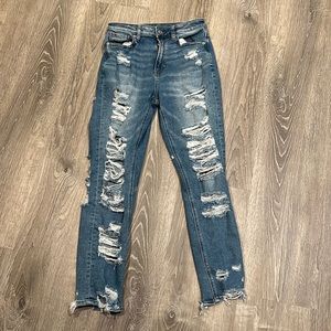 American eagle ripped mom jeans